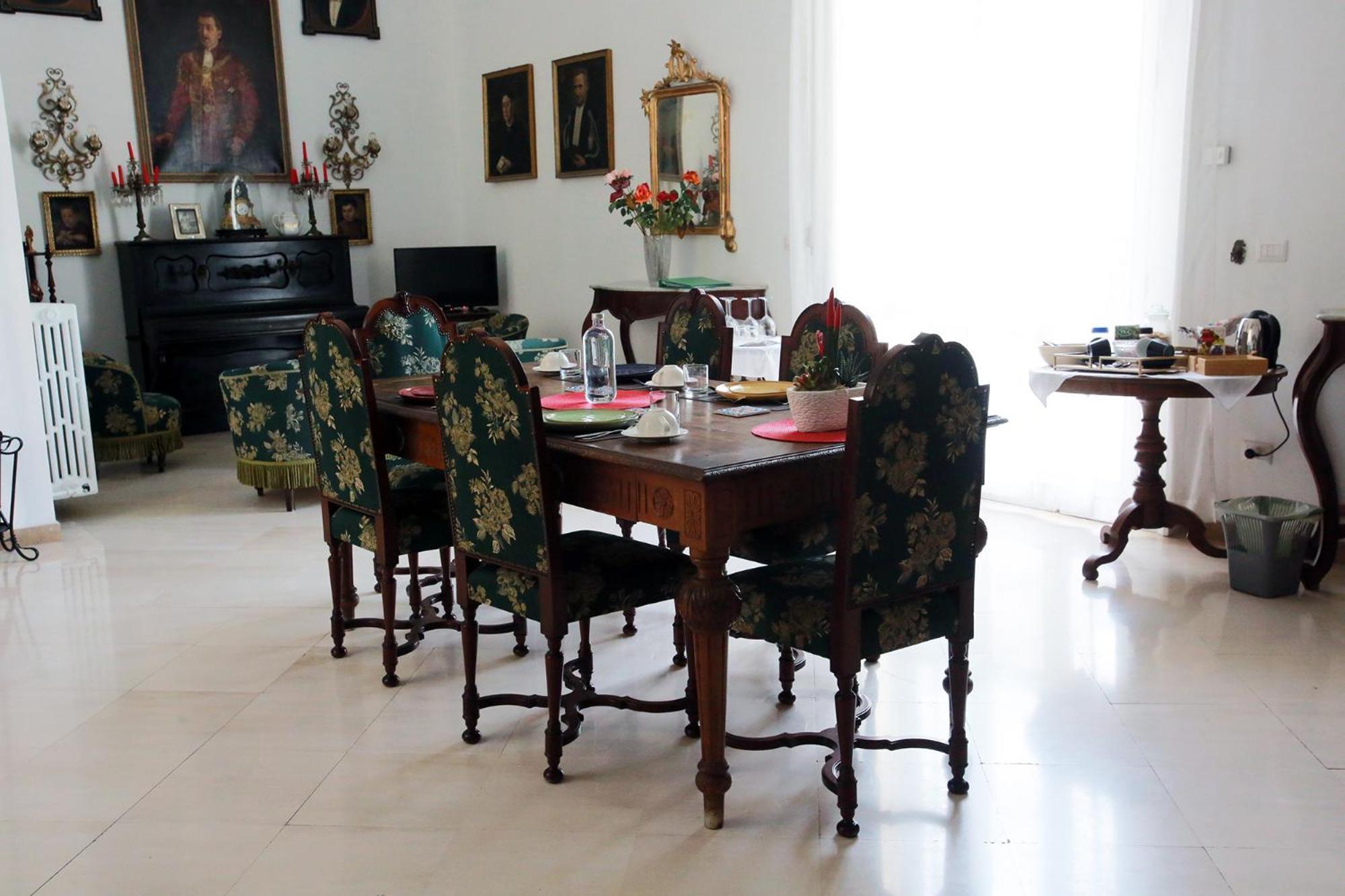 B&B Palazzo Sambiasi Lecce Chambre photo